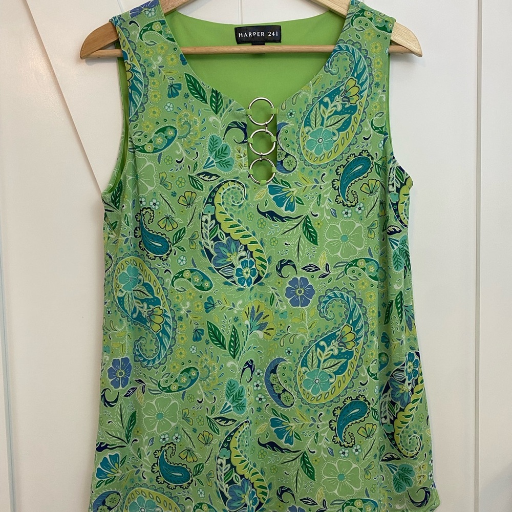 Harper 241 Paisley Tank Top Size M Green Flowy Feminine Office
